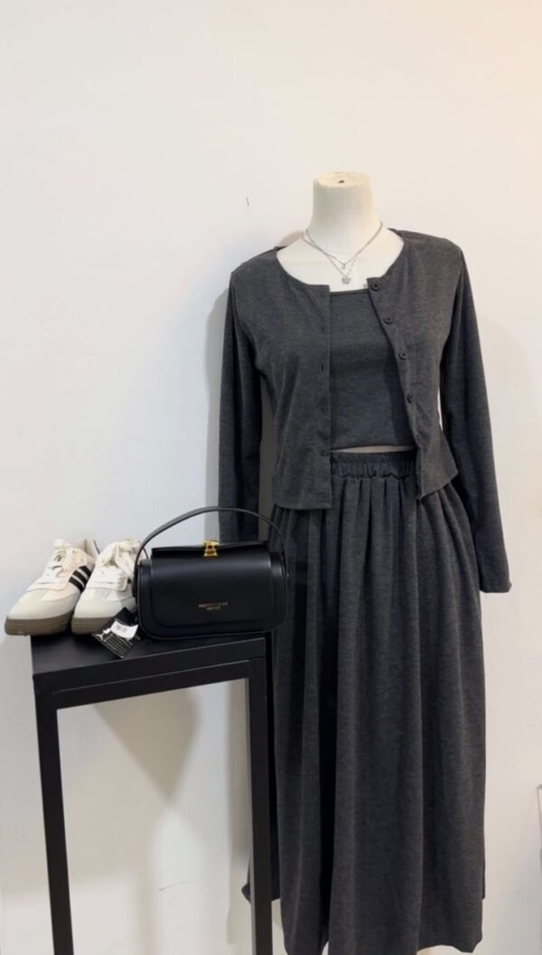 Korea Outerwear With Inner And Long Skirt Set