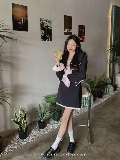 {"data":{"enter_from":"enter_launch","infoStickerId":"","stickerId":"1766564049","activityName":"","capability_key":["edit","text"],"effect_id":"1766564049","product":"retouch","imageEffectId":"","pictureId":"54F98FDF-7828-4CF8-89C6-DC3F5BFD1488","effect_type":"template","os":"ios","capability_extra_v2":{"text":[{"panel":"text","effect_id":"1710640"}],"edit":[{"panel":"brilliance"}]},"playId":"","appversion":"13.8.0","filterId":""},"source_type":"douyin_beauty_me"}